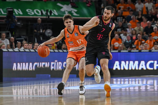 曾因伤病反 曾因伤病反