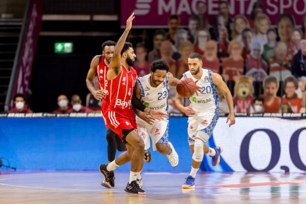 紧密防线让 紧密防线让